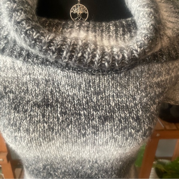 Like Love Cowl neck Cozy stylish Tunic in shades of grey - Picture 2 of 8